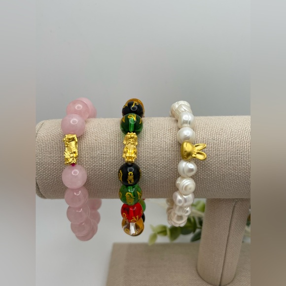 Lucky Charm Bracelet with 24k gold charm - Picture 3 of 4